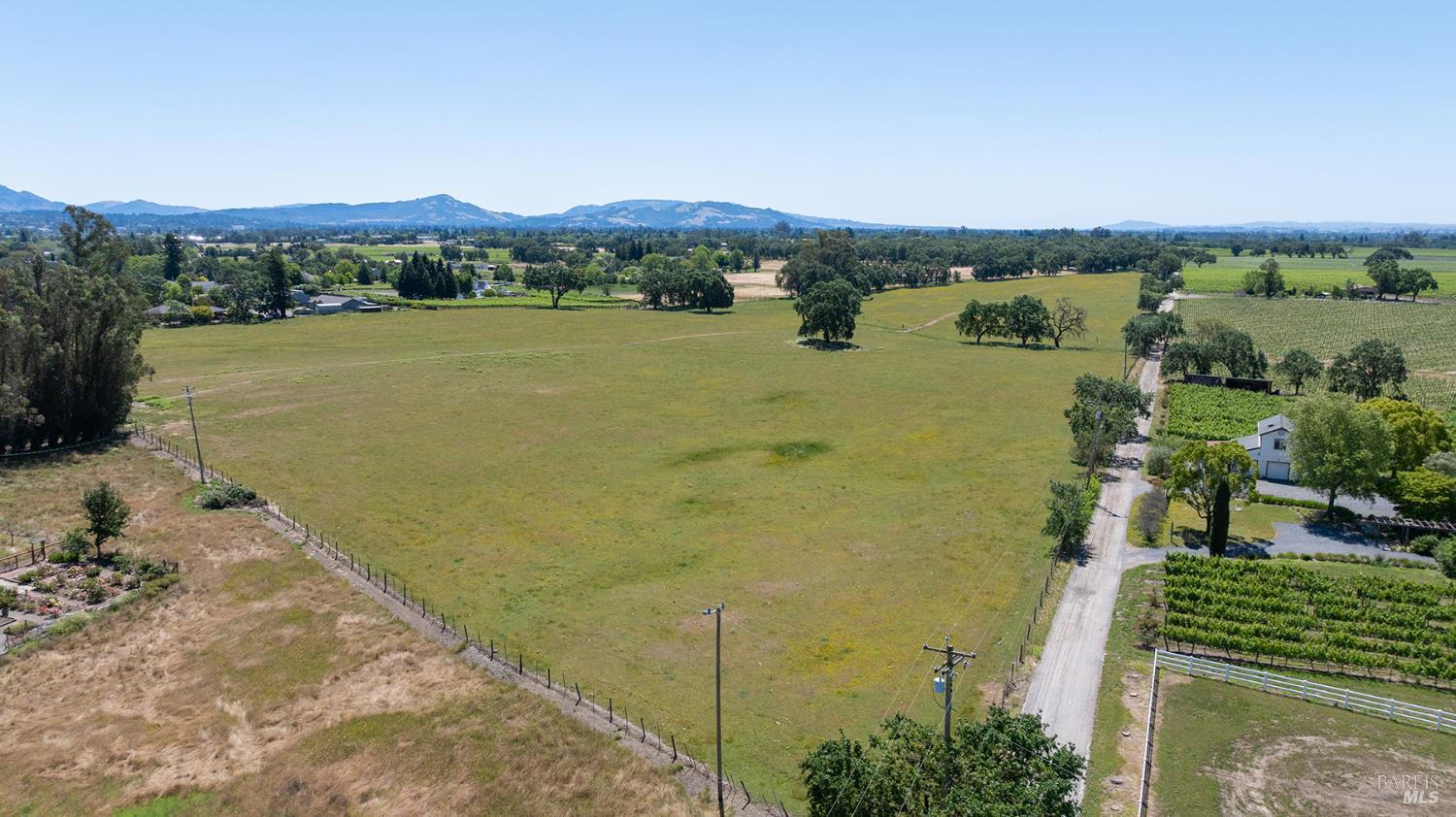 2510 Woolsey Road Windsor CA 95492