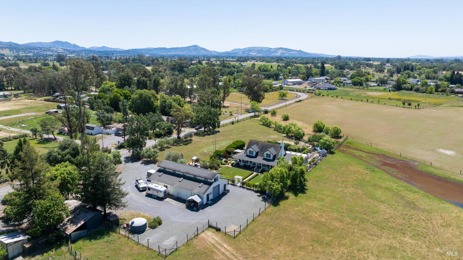 2510 Woolsey Road Windsor CA 95492