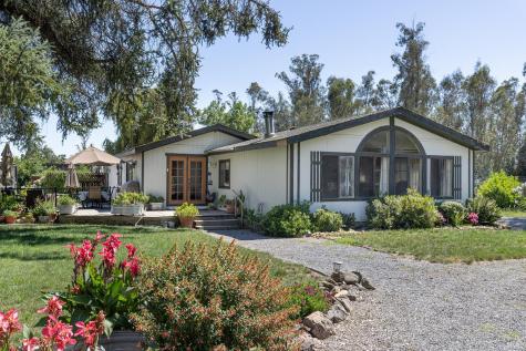 2510 Woolsey Road Windsor CA 95492