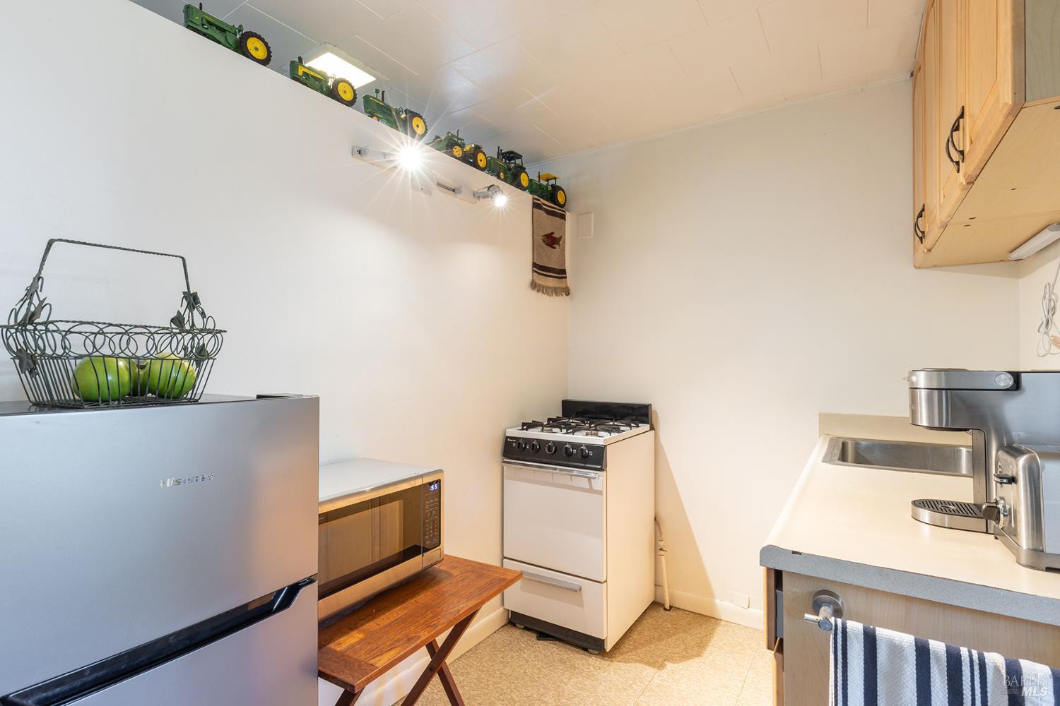 2510 Woolsey Road Windsor CA 95492