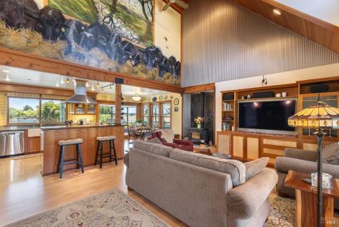 2510 Woolsey Road Windsor CA 95492