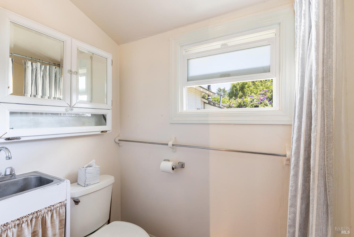 2510 Woolsey Road Windsor CA 95492