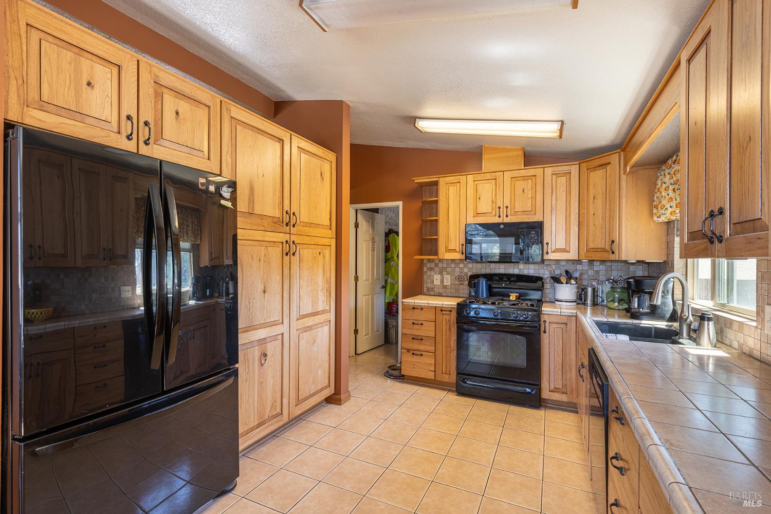 2510 Woolsey Road Windsor CA 95492