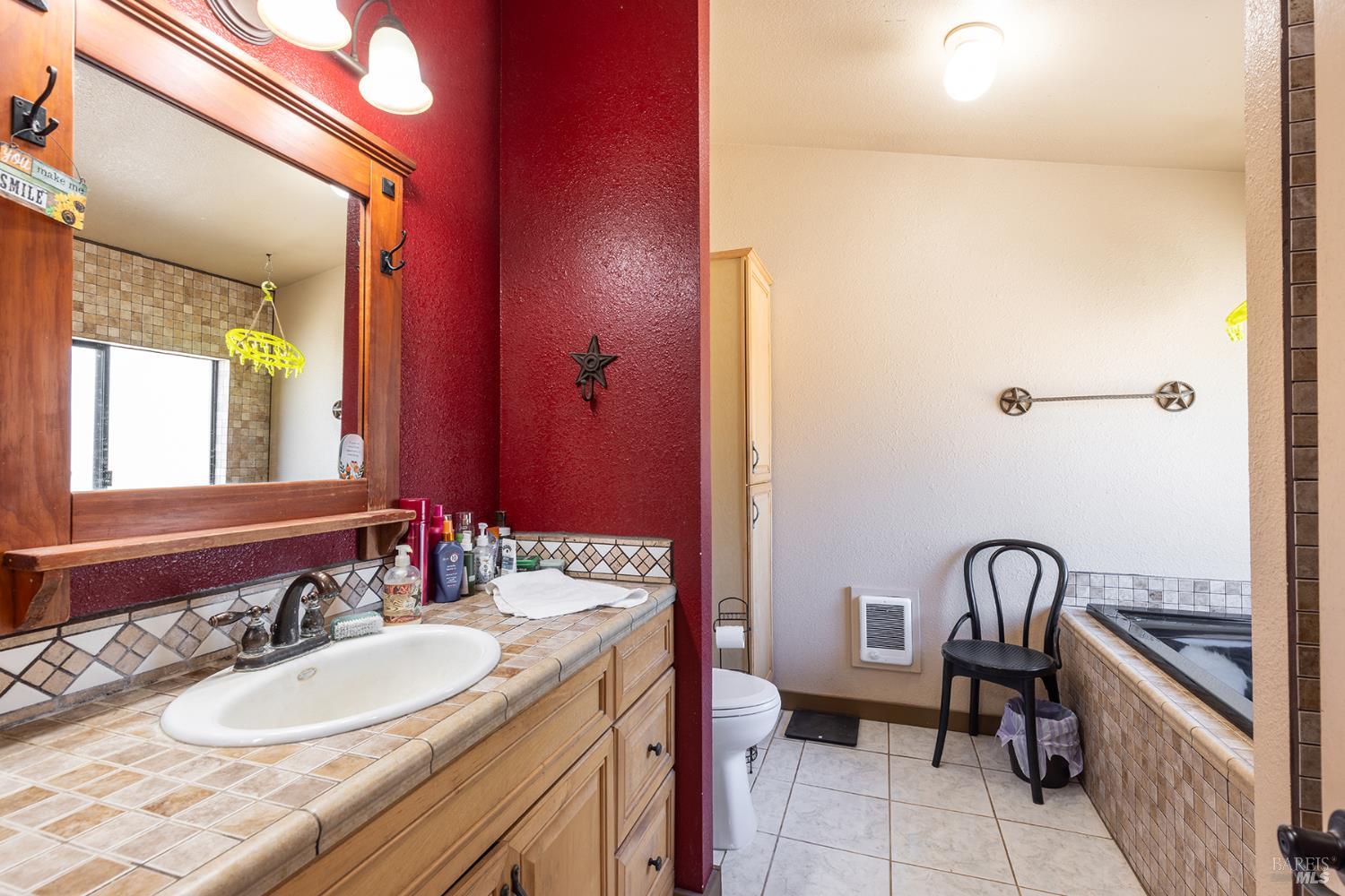 2510 Woolsey Road Windsor CA 95492