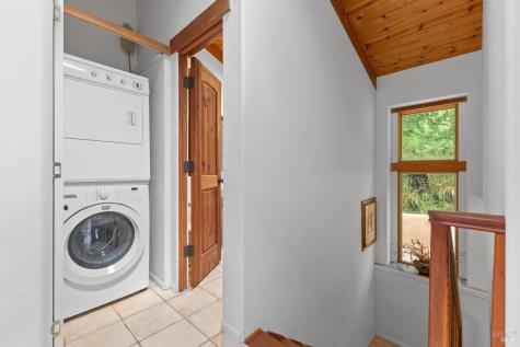 5262 Wikiup Court Santa Rosa CA 95403