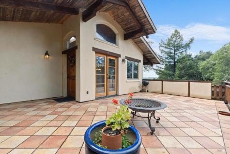 5262 Wikiup Court Santa Rosa CA 95403