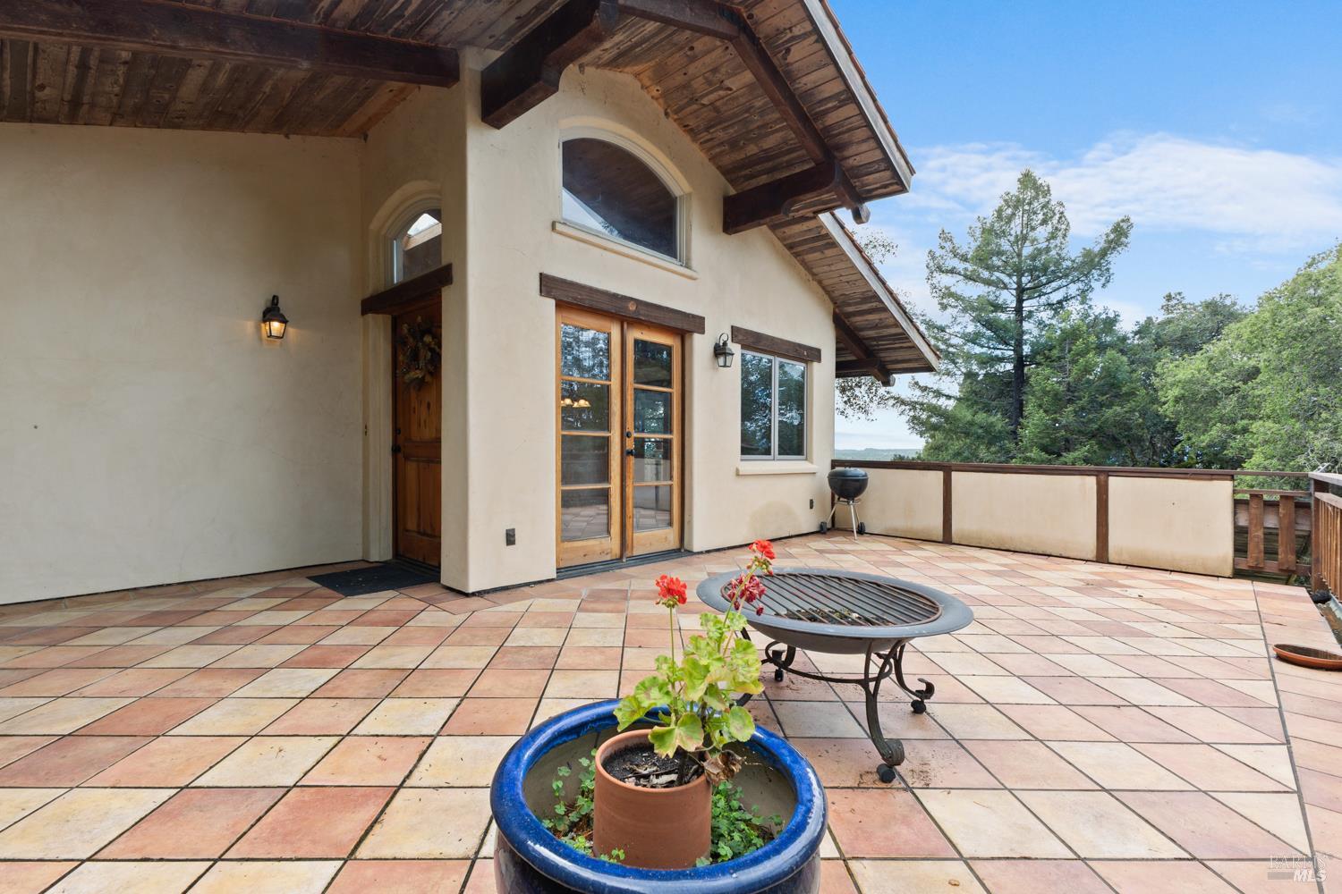 5262 Wikiup Court Santa Rosa CA 95403