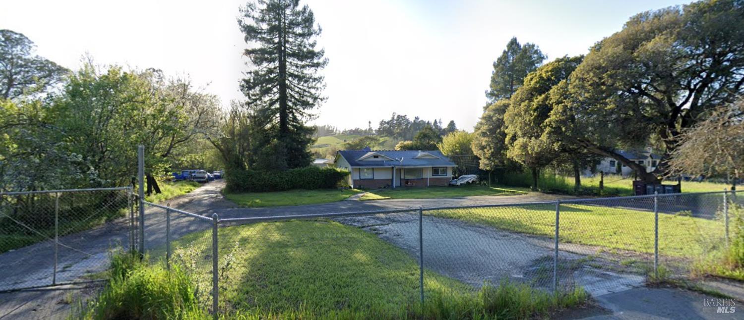 6880 Petersen Road Petaluma CA 94952