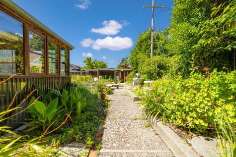 2453 Delevan Way Santa Rosa CA 95404