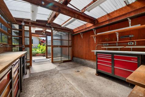 2453 Delevan Way Santa Rosa CA 95404