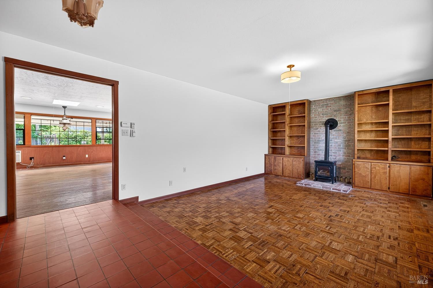 2453 Delevan Way Santa Rosa CA 95404