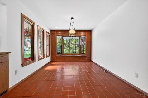 2453 Delevan Way Santa Rosa CA 95404