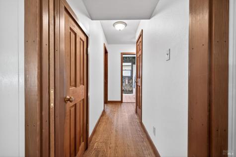 2453 Delevan Way Santa Rosa CA 95404