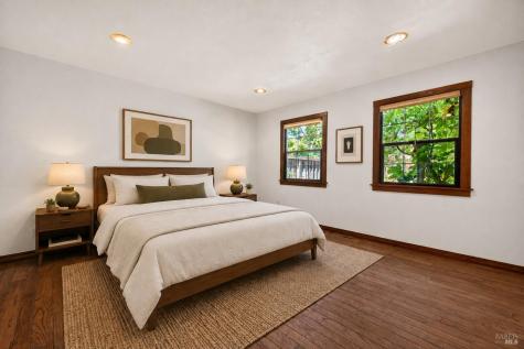 2453 Delevan Way Santa Rosa CA 95404