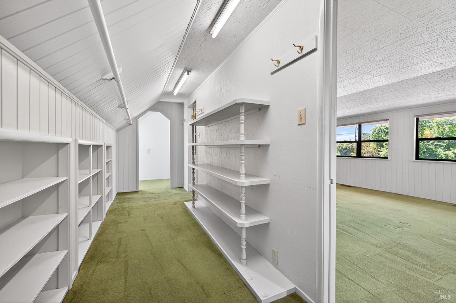 2453 Delevan Way Santa Rosa CA 95404
