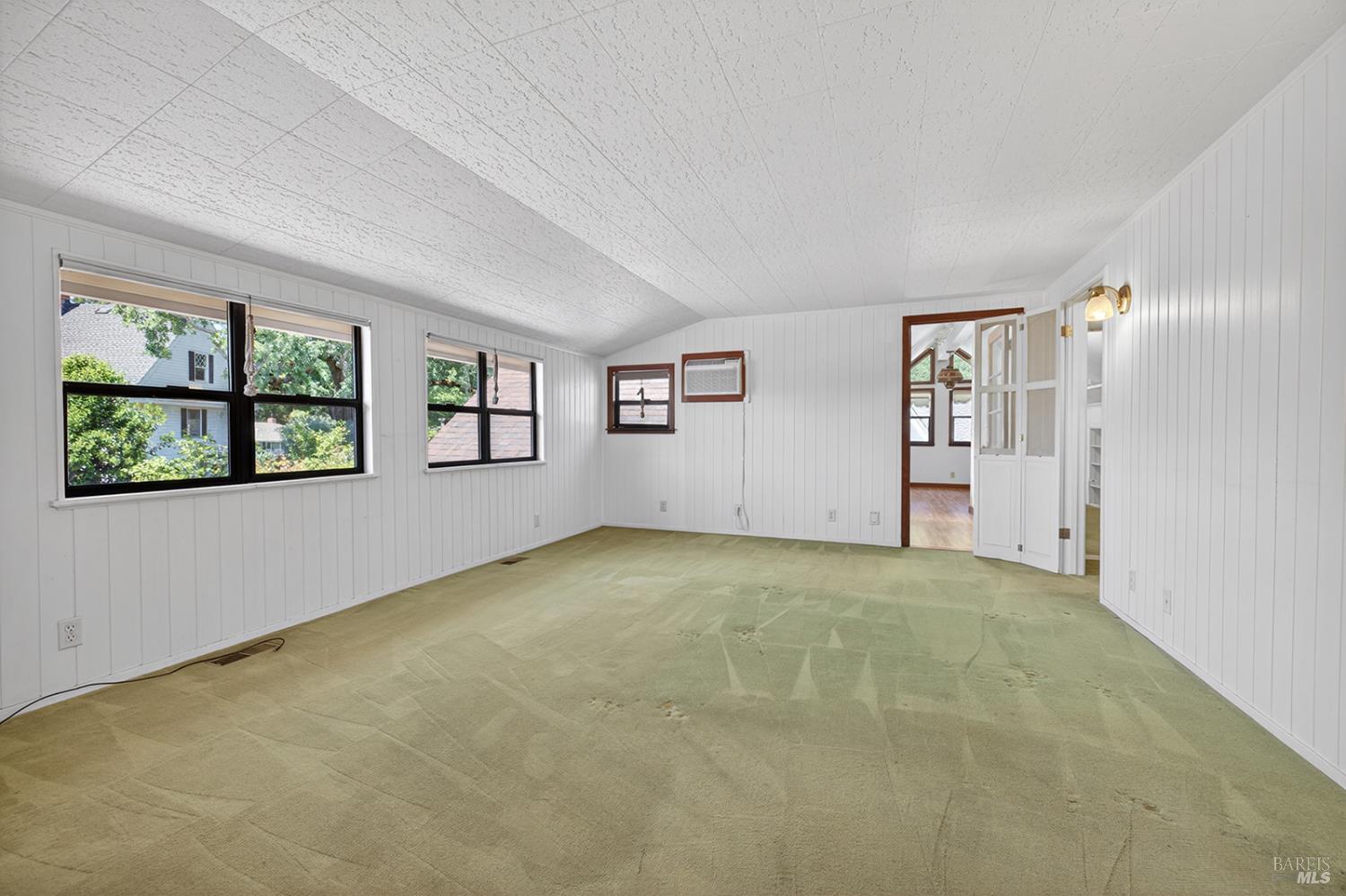 2453 Delevan Way Santa Rosa CA 95404