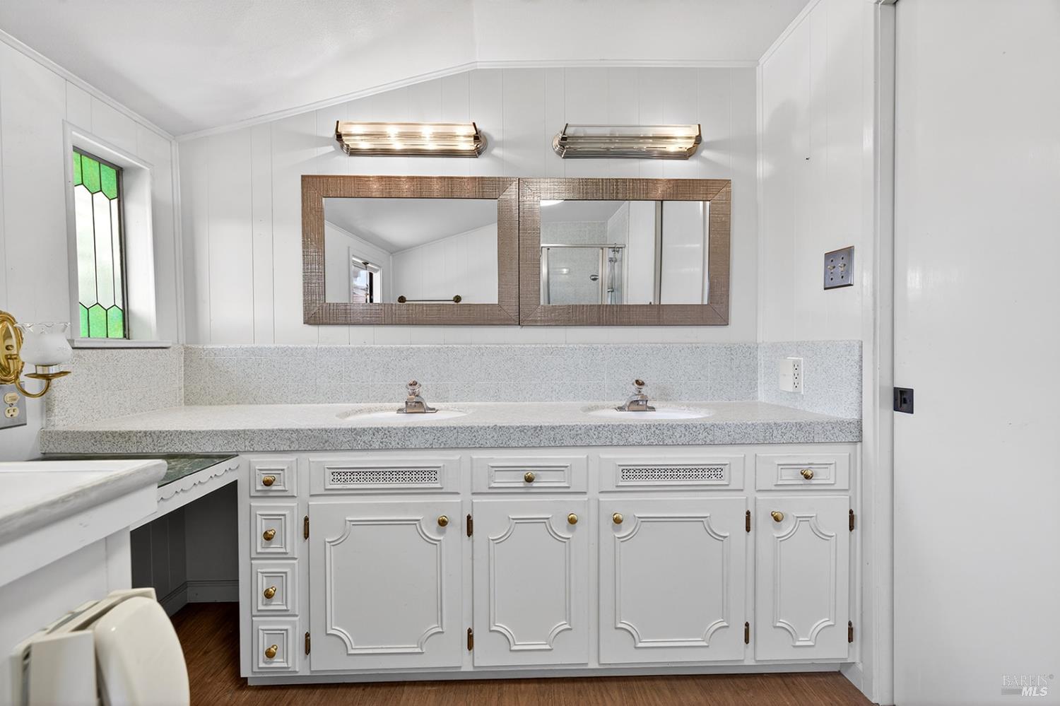 2453 Delevan Way Santa Rosa CA 95404