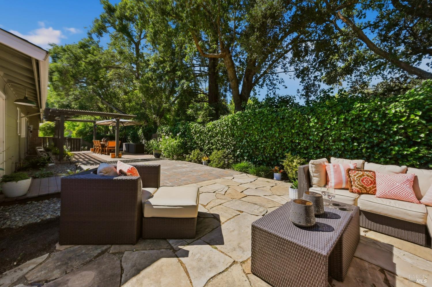 1076 Stonybrook Drive Napa CA 94558