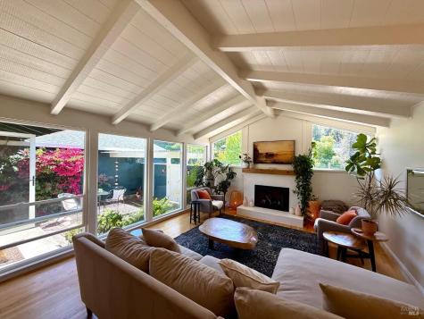 80 Upper Oak Drive San Rafael CA 94903