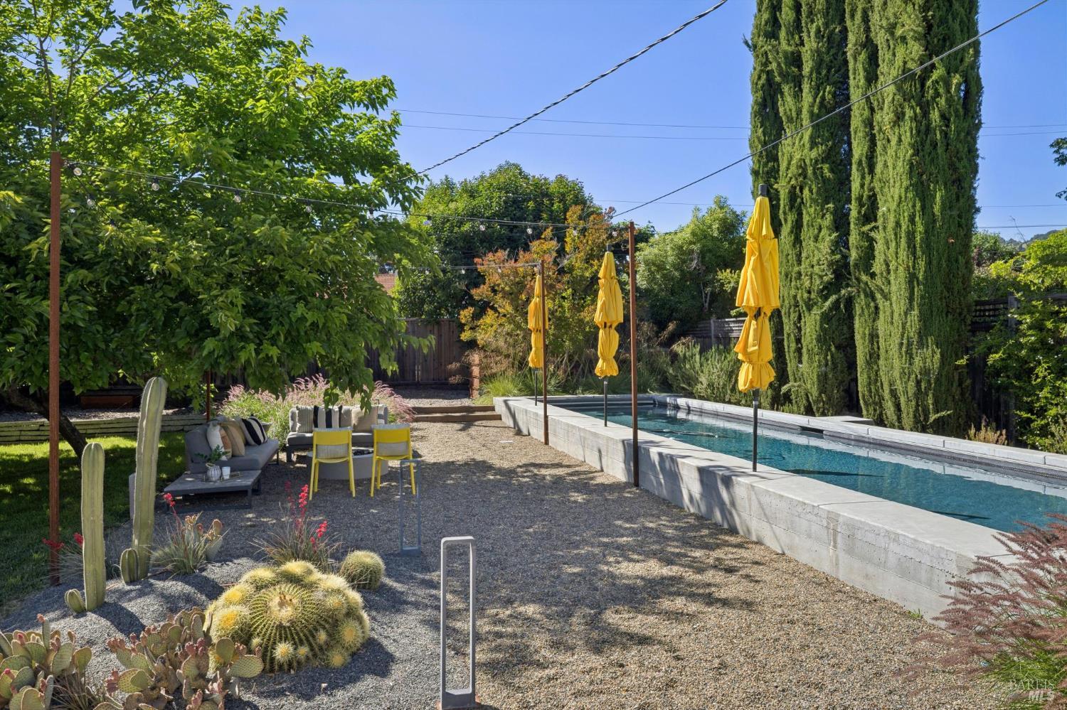 6 Katlas Court Novato CA 94945