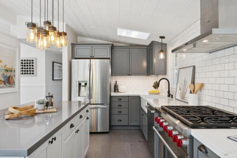 6 Katlas Court Novato CA 94945