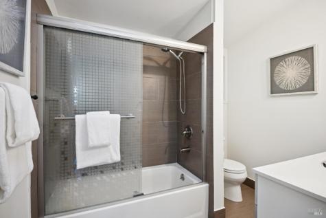 6 Katlas Court Novato CA 94945