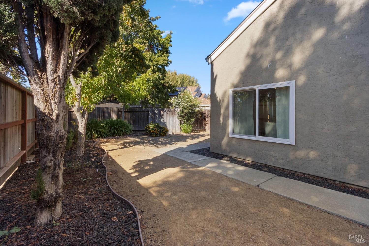 645 Snapdragon Place Benicia CA 94510