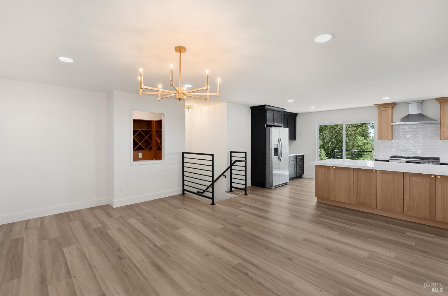 1385 Wikiup Drive Santa Rosa CA 95403