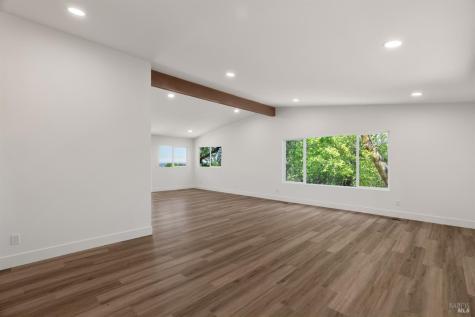 1385 Wikiup Drive Santa Rosa CA 95403