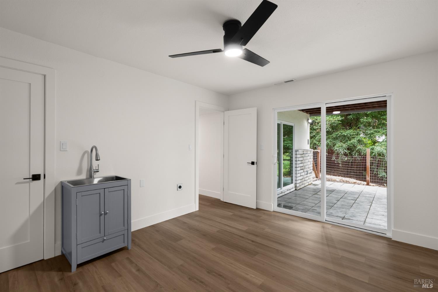 1385 Wikiup Drive Santa Rosa CA 95403