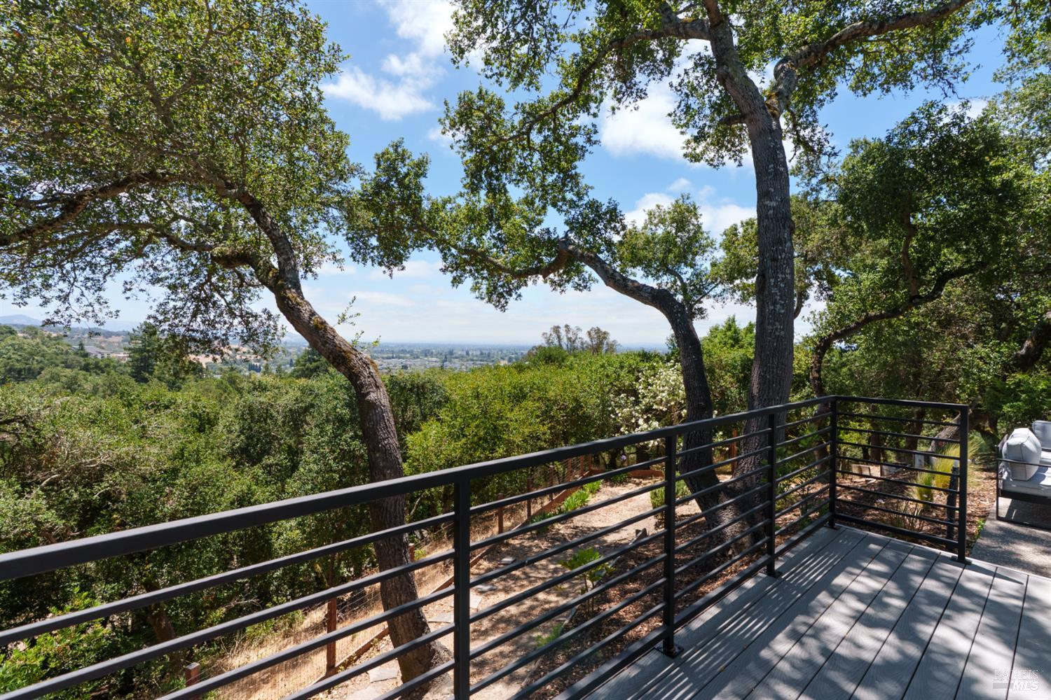 1385 Wikiup Drive Santa Rosa CA 95403
