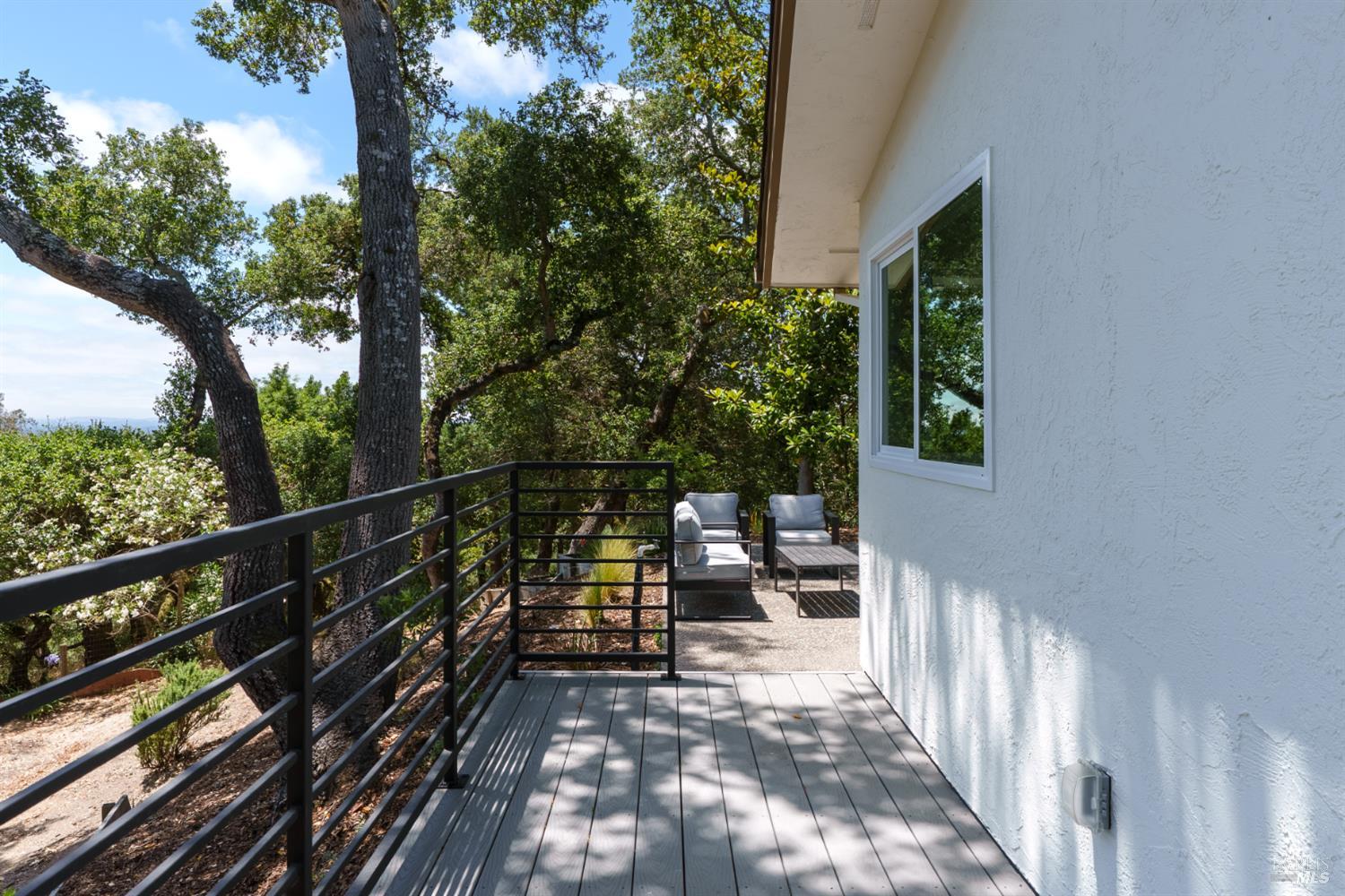 1385 Wikiup Drive Santa Rosa CA 95403
