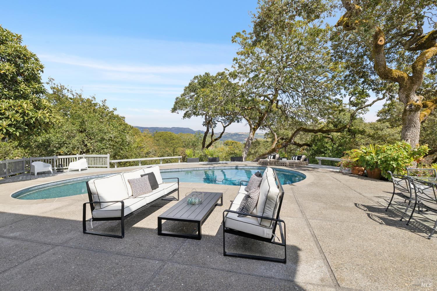 1811 Katie Lane Sonoma CA 95476