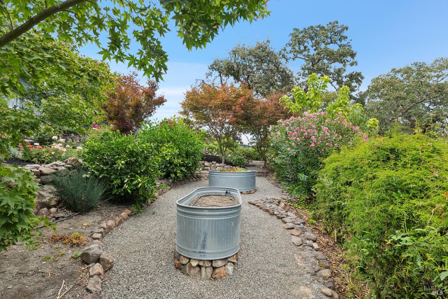 1811 Katie Lane Sonoma CA 95476