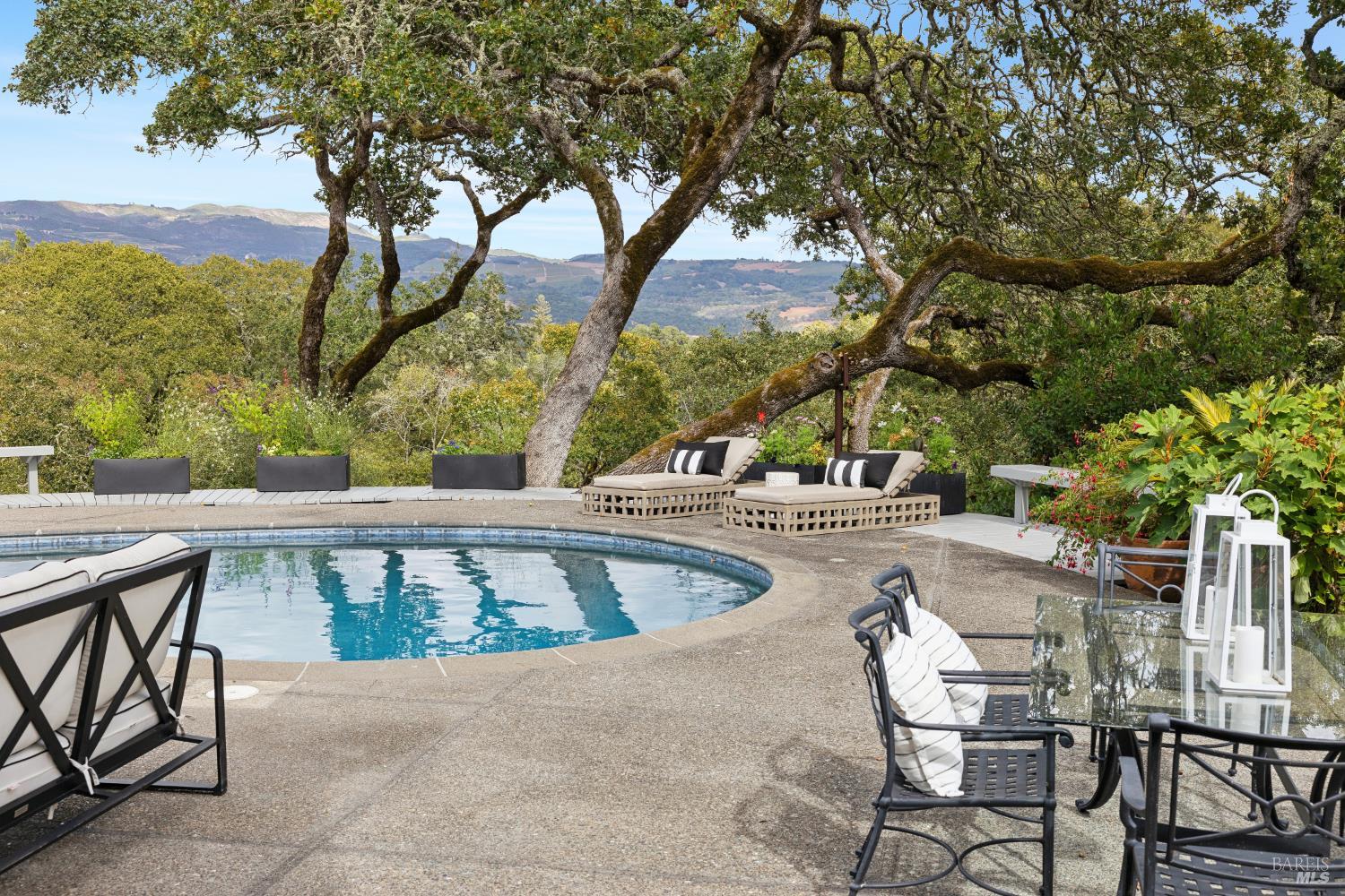 1811 Katie Lane Sonoma CA 95476