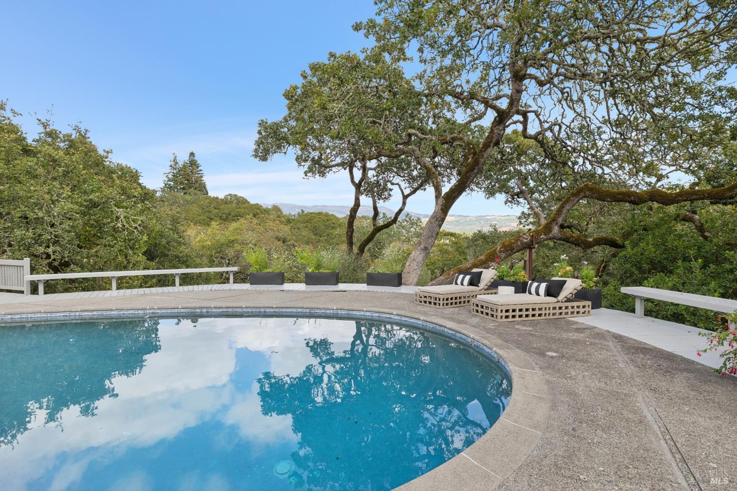 1811 Katie Lane Sonoma CA 95476