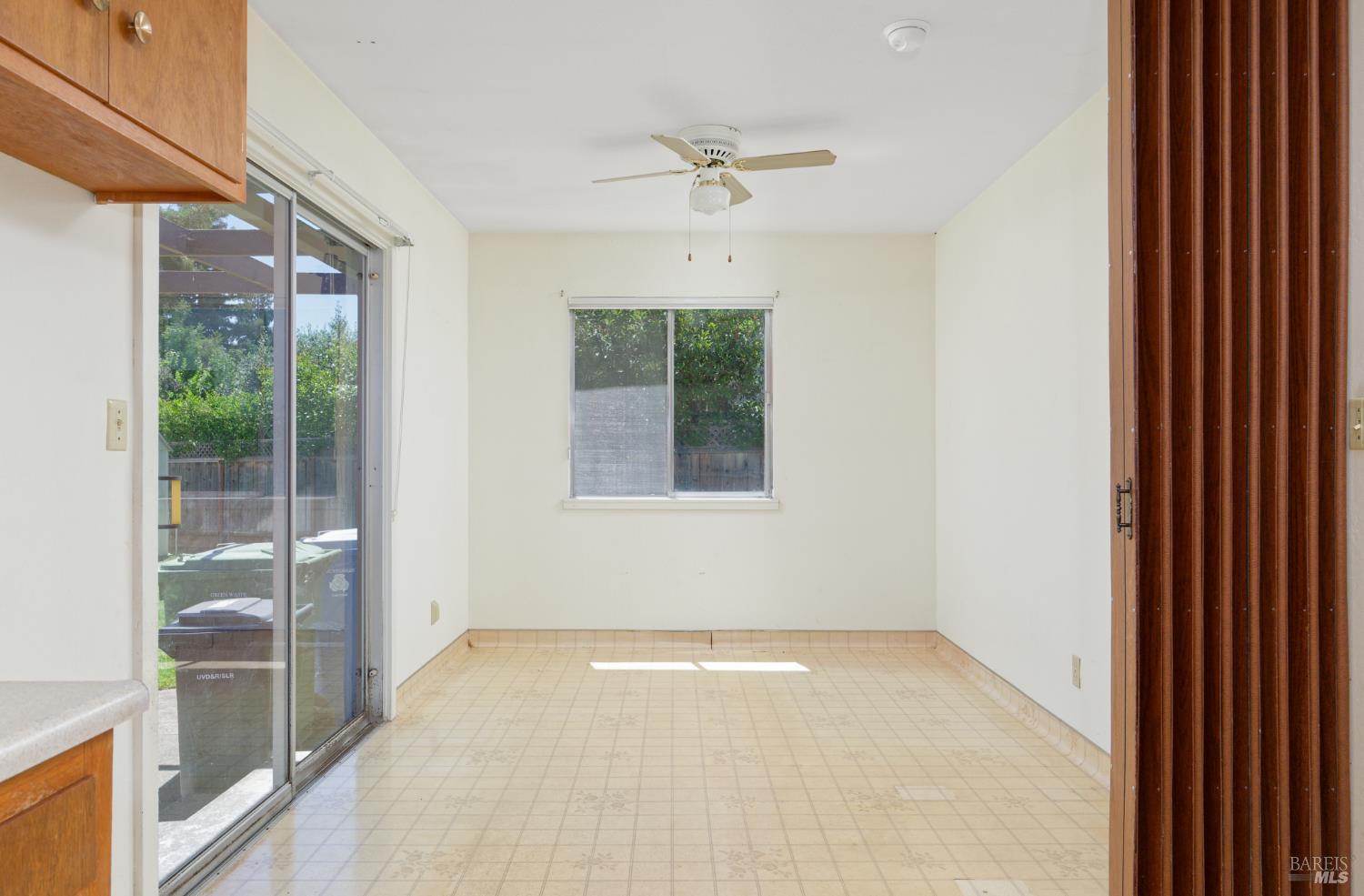 1924 Vineyard Avenue St. Helena CA 94574