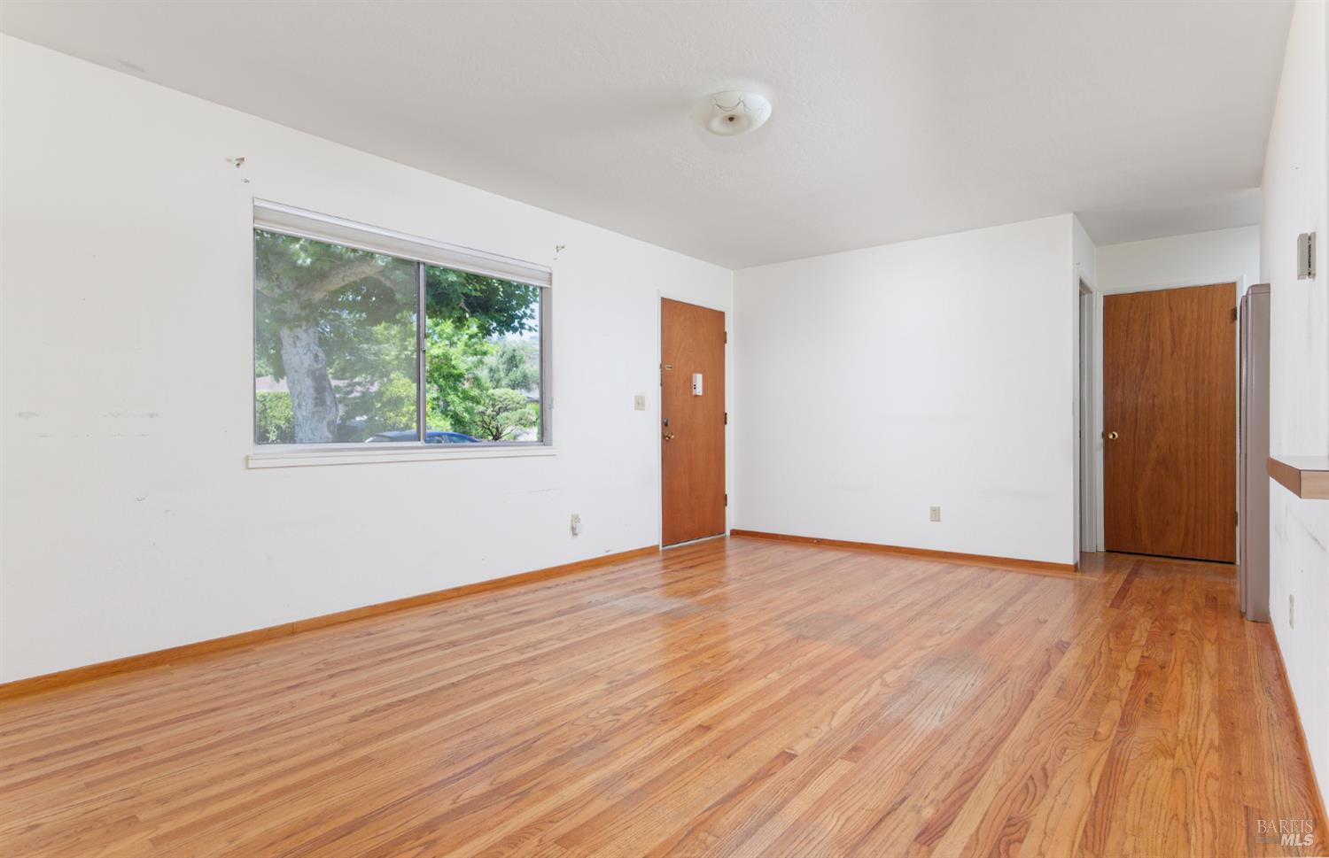 1924 Vineyard Avenue St. Helena CA 94574