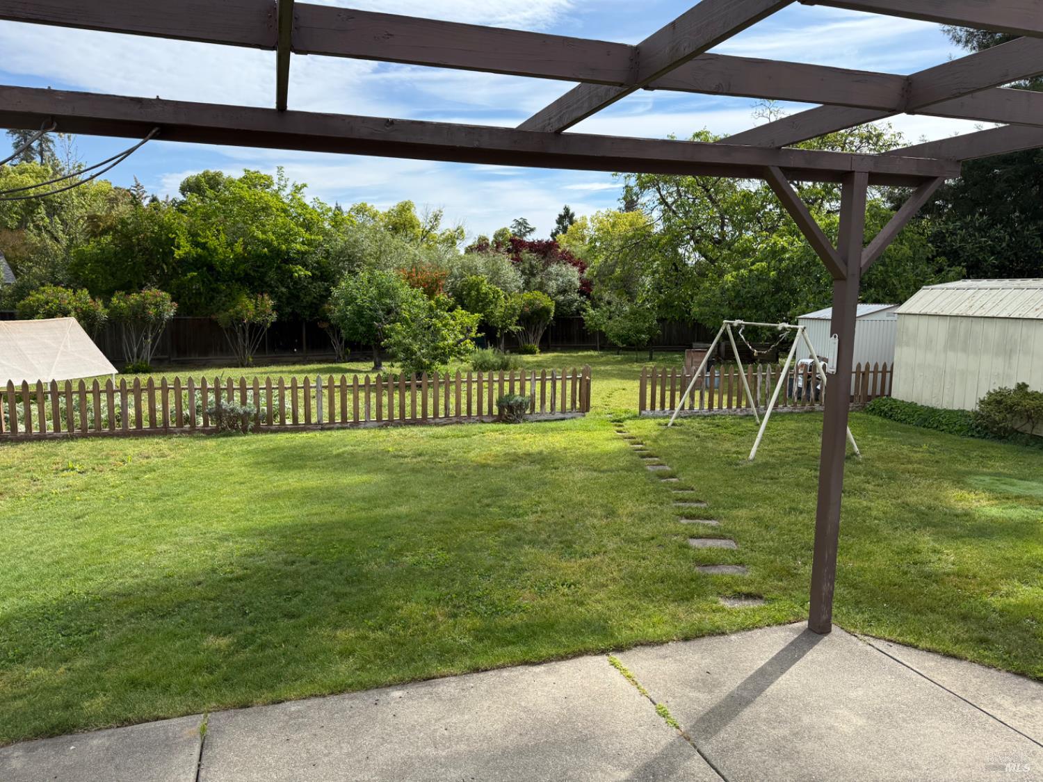 1924 Vineyard Avenue St. Helena CA 94574
