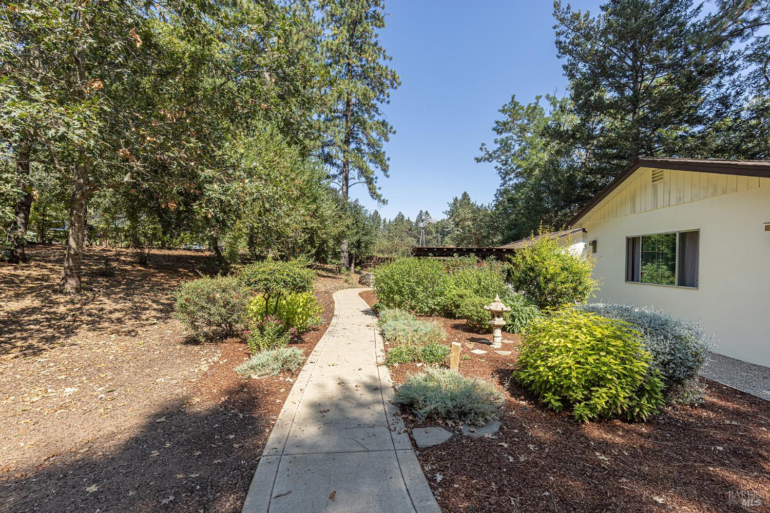 525 Keyes Avenue Angwin CA 94508