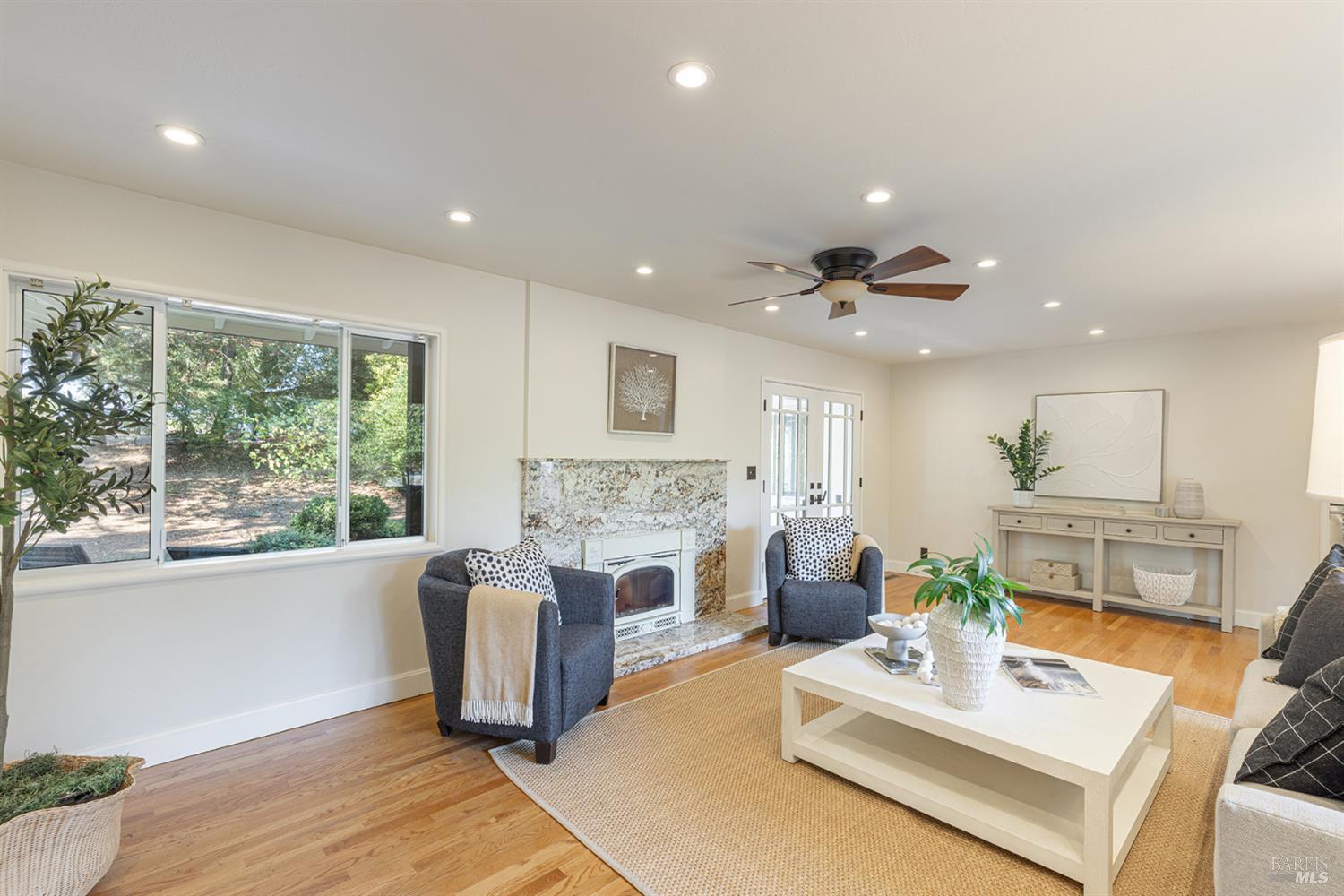 525 Keyes Avenue Angwin CA 94508