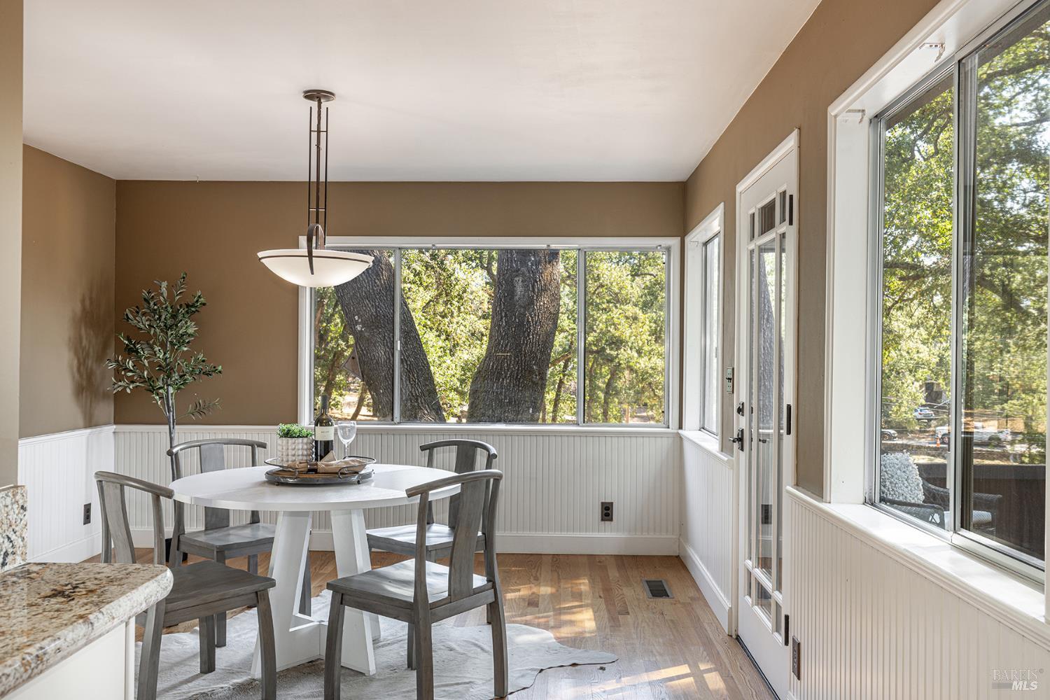525 Keyes Avenue Angwin CA 94508