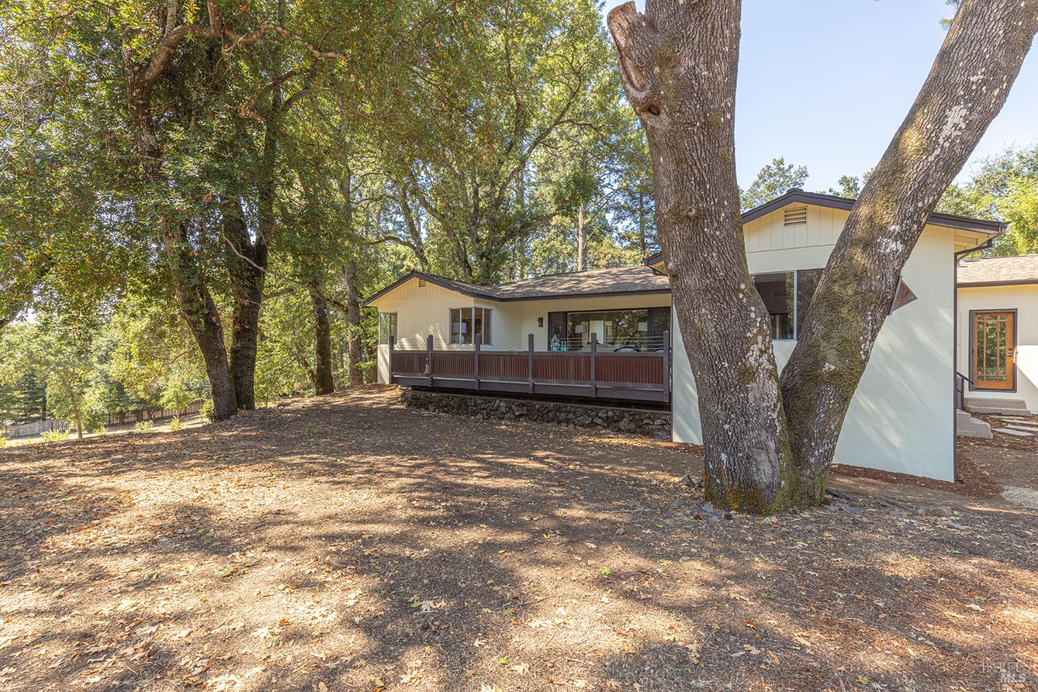 525 Keyes Avenue Angwin CA 94508