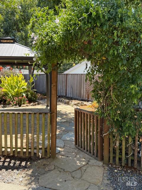 455 Donner Court Petaluma CA 94954
