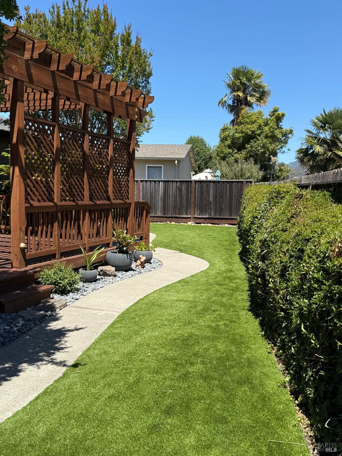 455 Donner Court Petaluma CA 94954