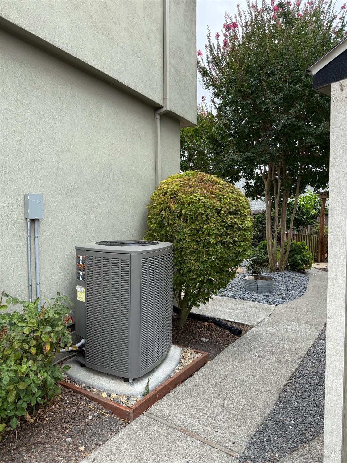 455 Donner Court Petaluma CA 94954