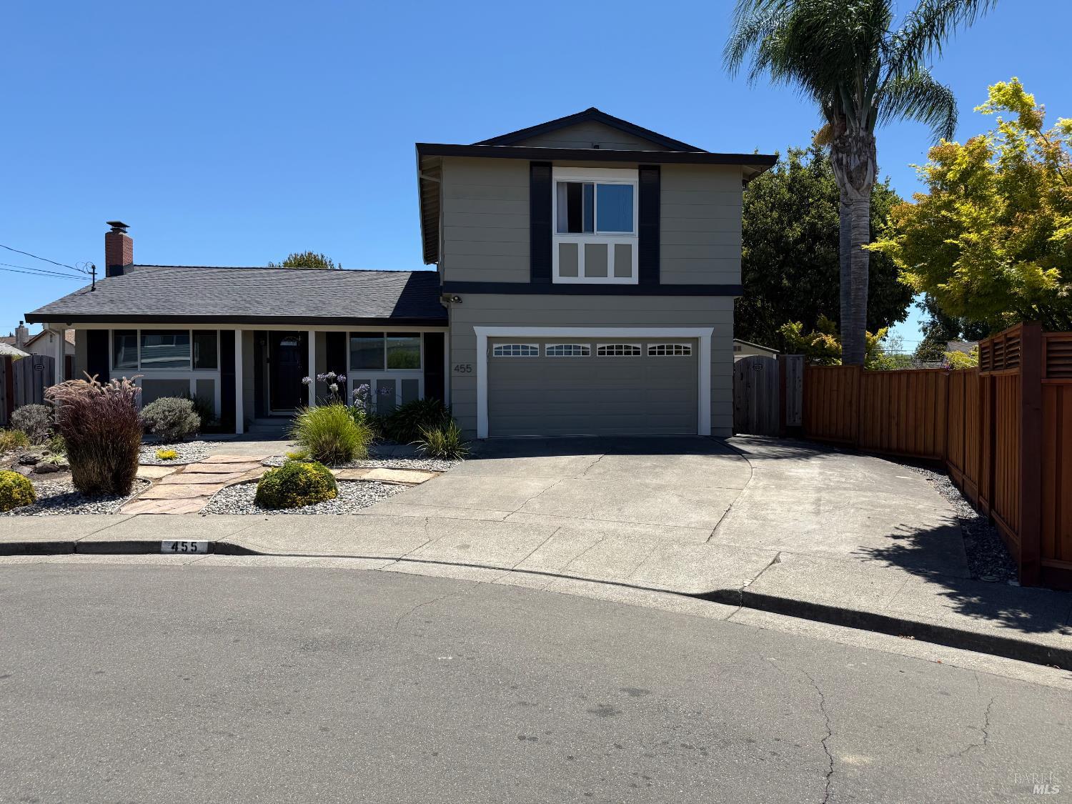 455 Donner Court Petaluma CA 94954