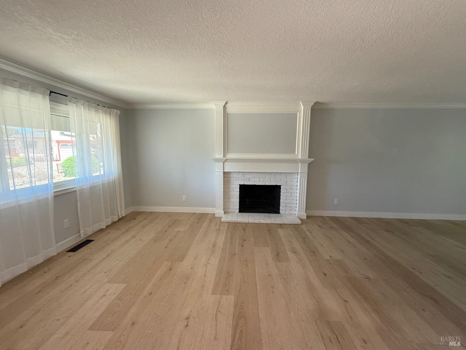 455 Donner Court Petaluma CA 94954