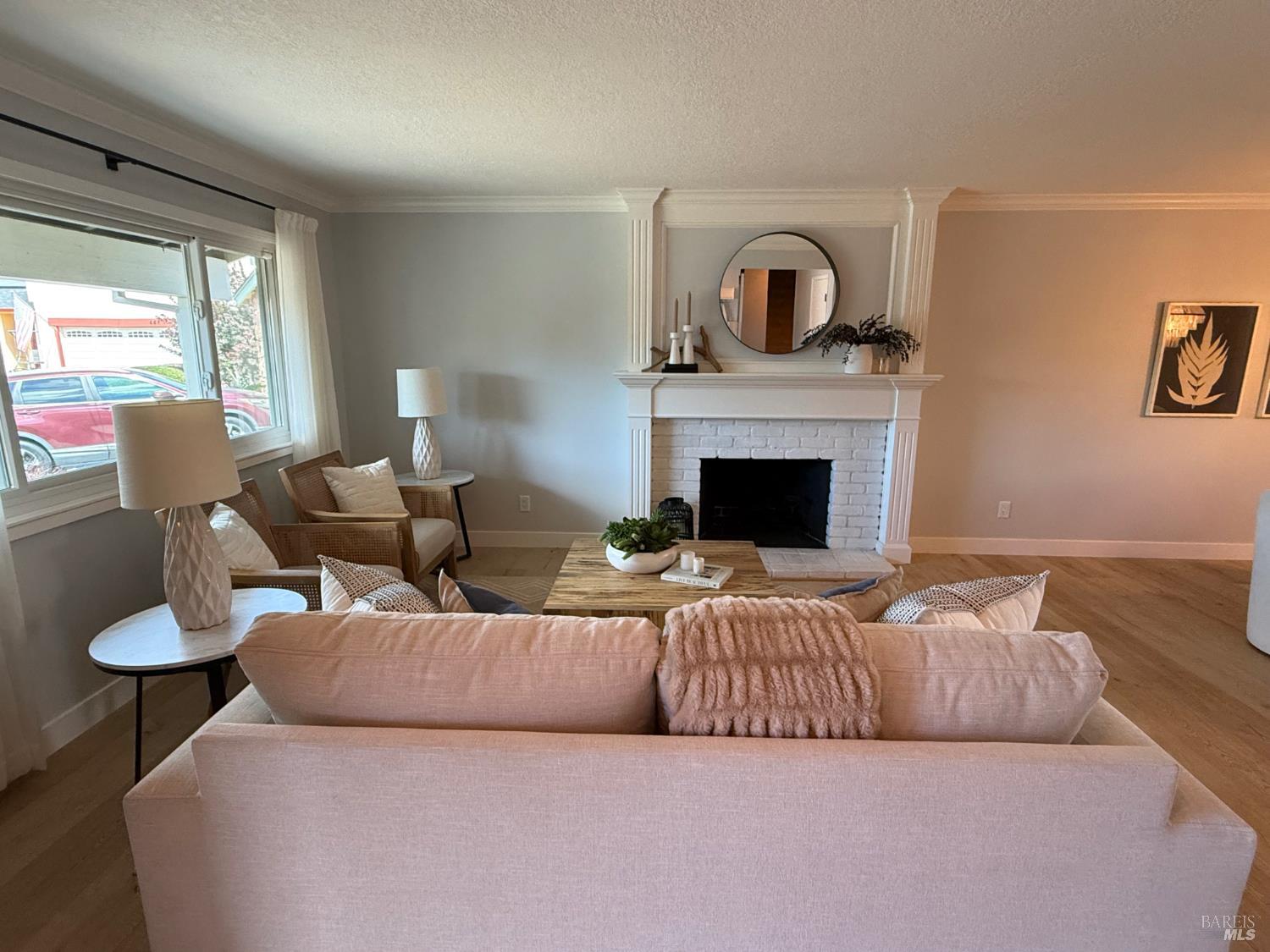 455 Donner Court Petaluma CA 94954