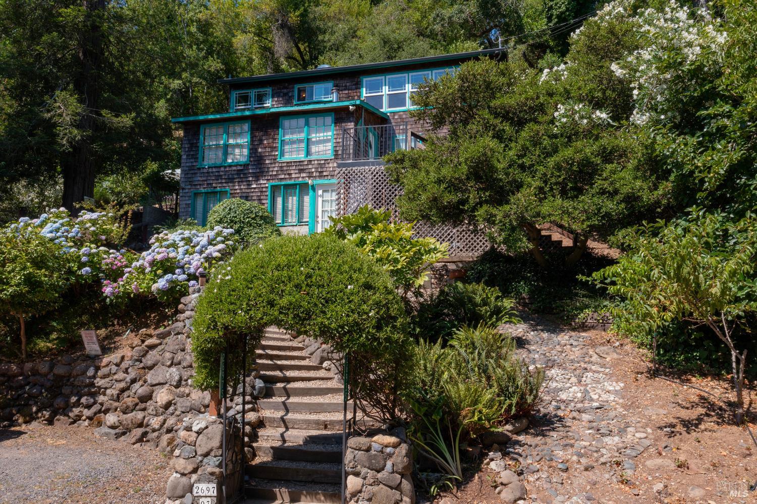 2693 S Fitch Mountain Road Healdsburg CA 95448